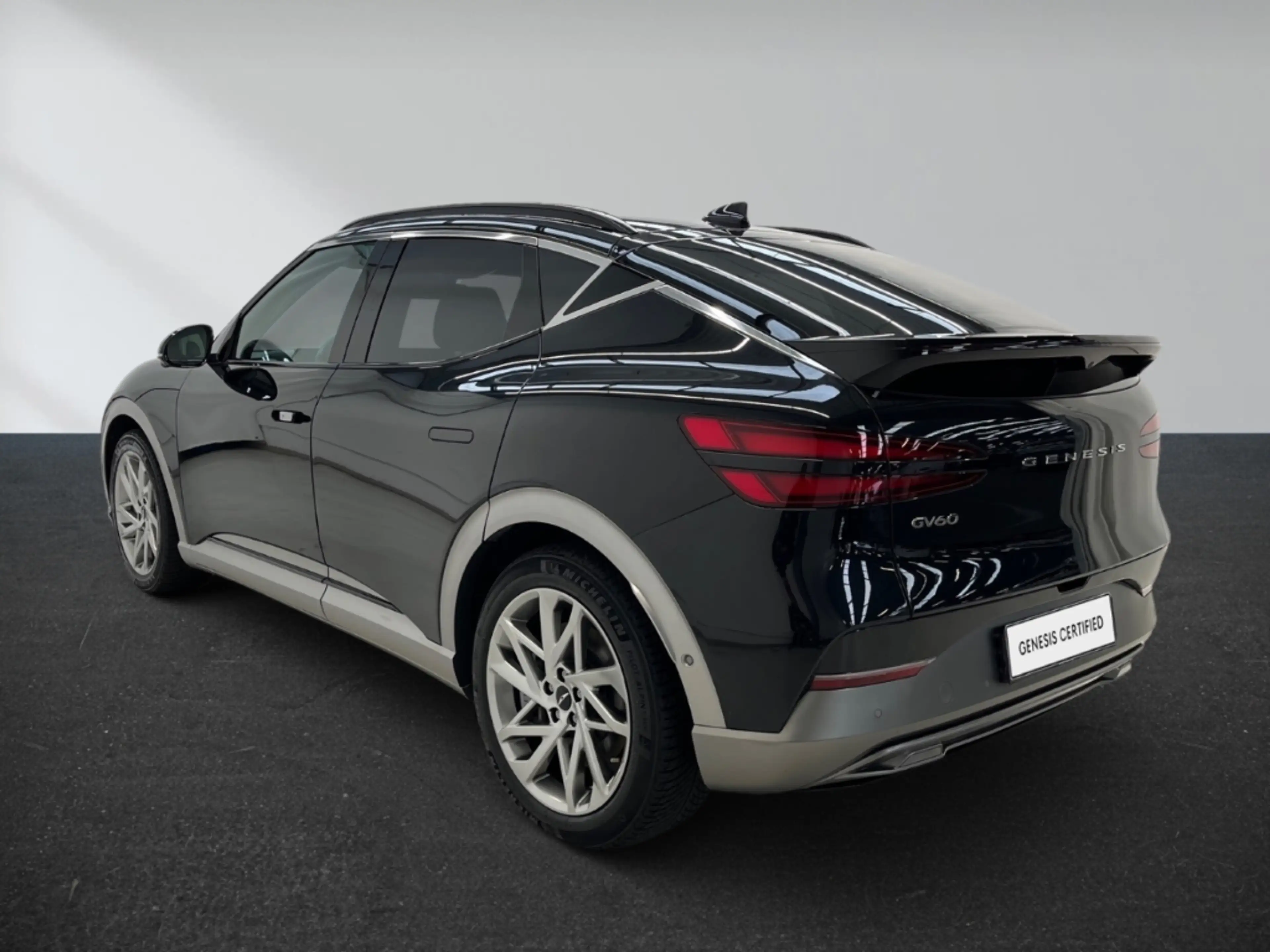 Genesis GV60 Sport Elektro 4WD Sportpaket Panorama Memory Sitze — photo 8