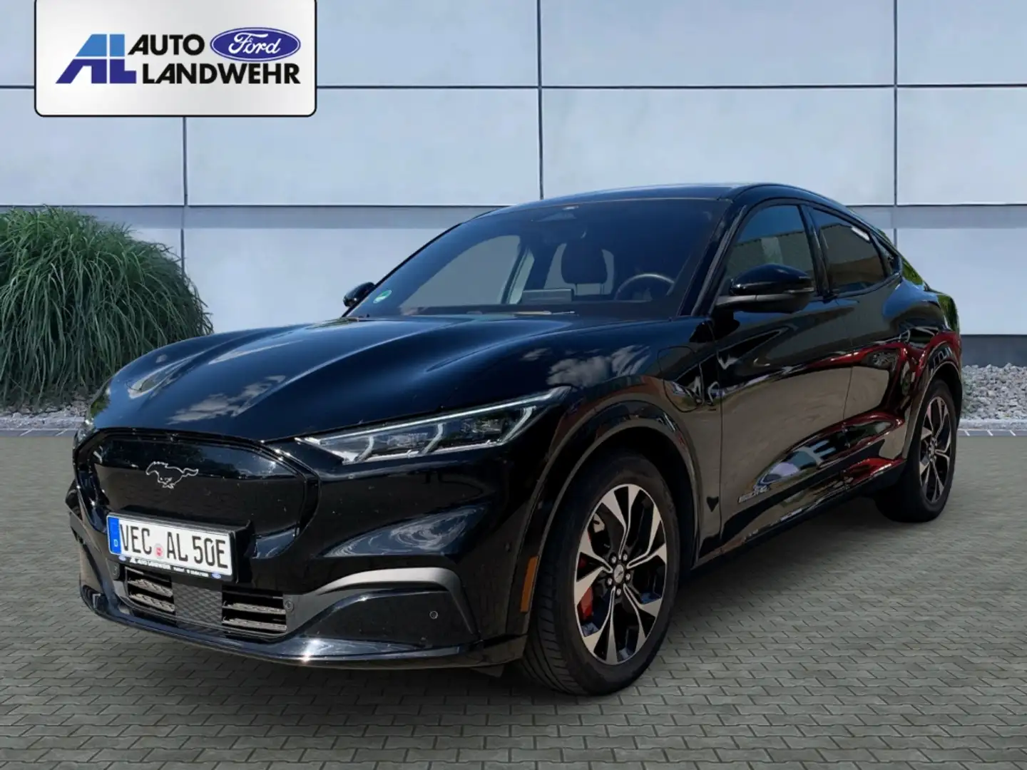 Ford Mustang Mach-E AWD Allrad Extended Range Navi Leder digitales Coc Noir - 1
