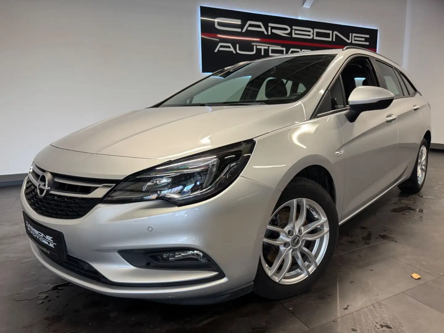 Opel Astra K Sports Tourer Edition Silber - 1