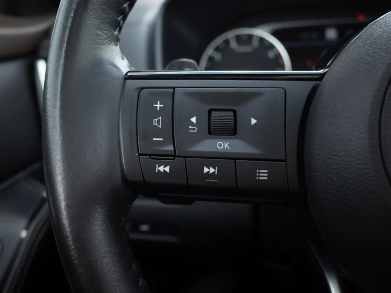 Nissan Rogue fotografie Nissan Rogue