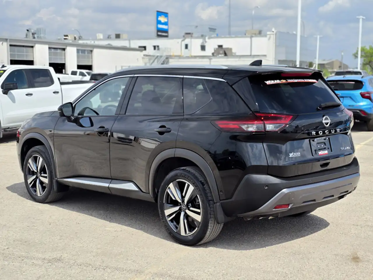 Nissan Rogue fotografie Nissan Rogue