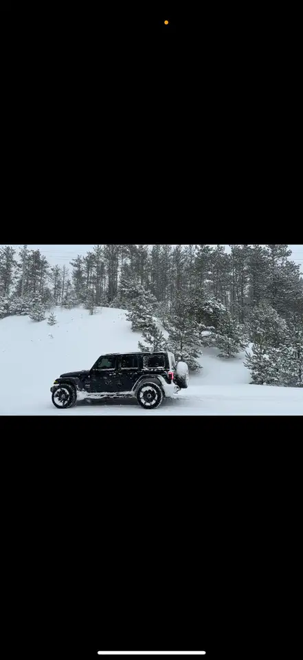 Jeep Wrangler снимка Jeep Wrangler