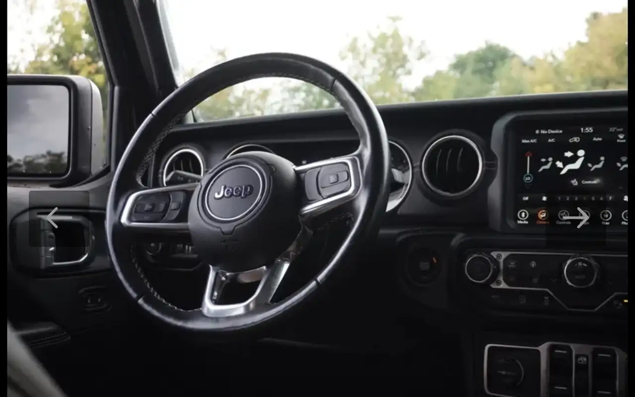 Jeep Wrangler снимка Jeep Wrangler