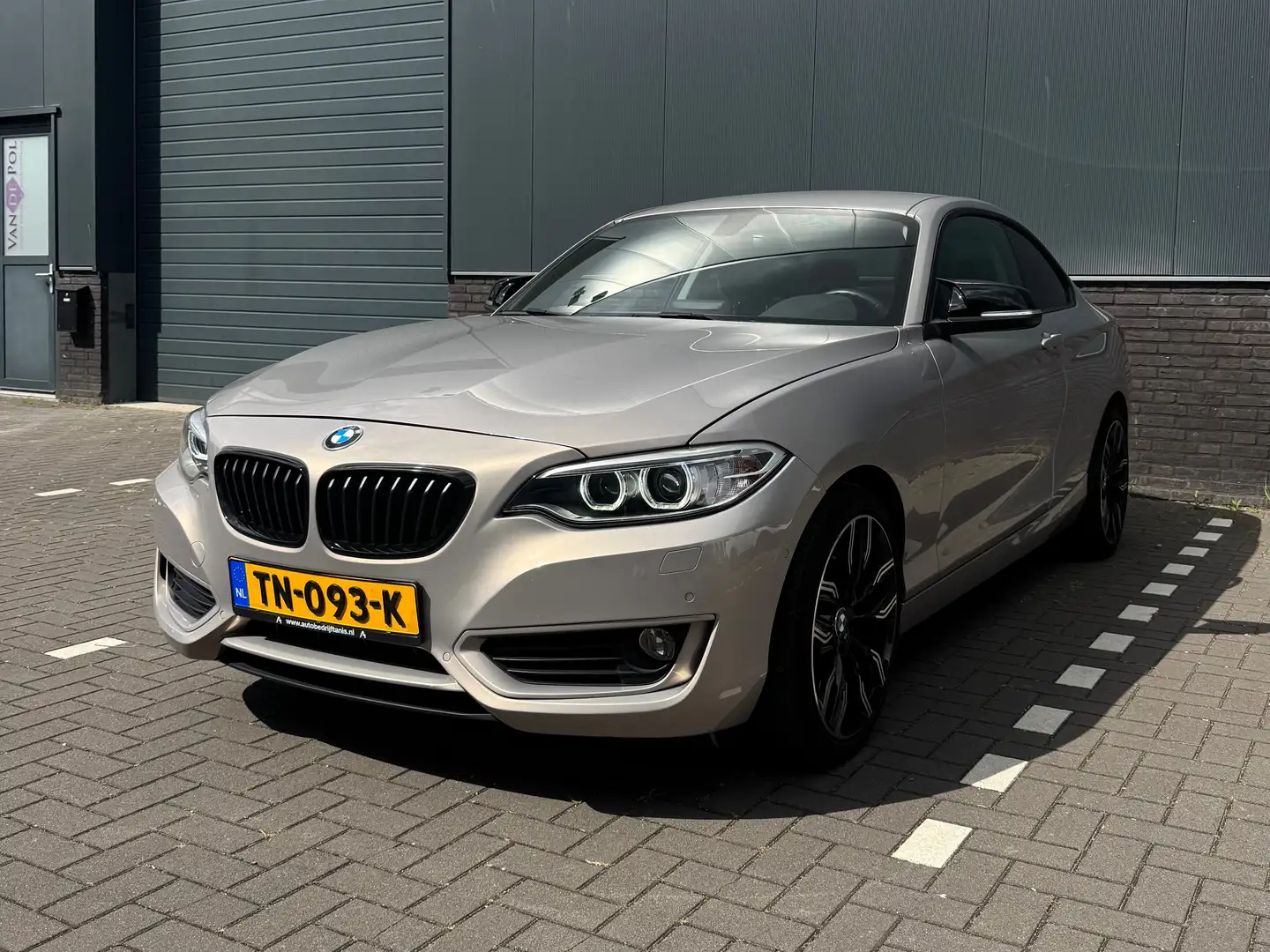 BMW 220 220 Cent.High Ex. Grijs - 1