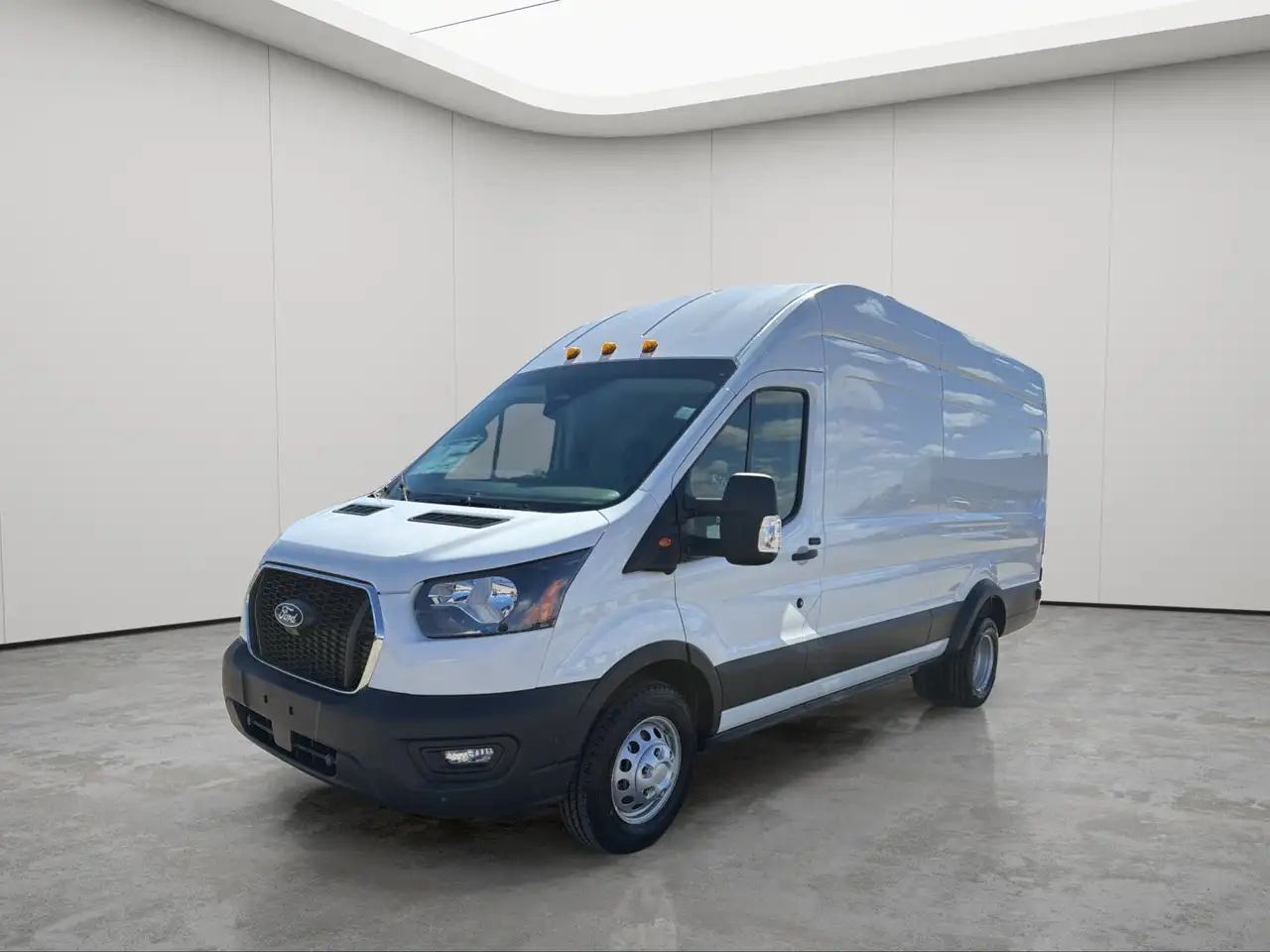 Ford Transit Cargo Van снимка Ford Transit Cargo Van