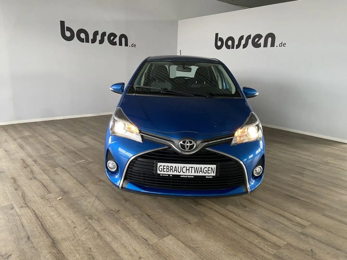 Toyota Yaris 1.33 VVT-i Comfort Blu/Azzurro - 1