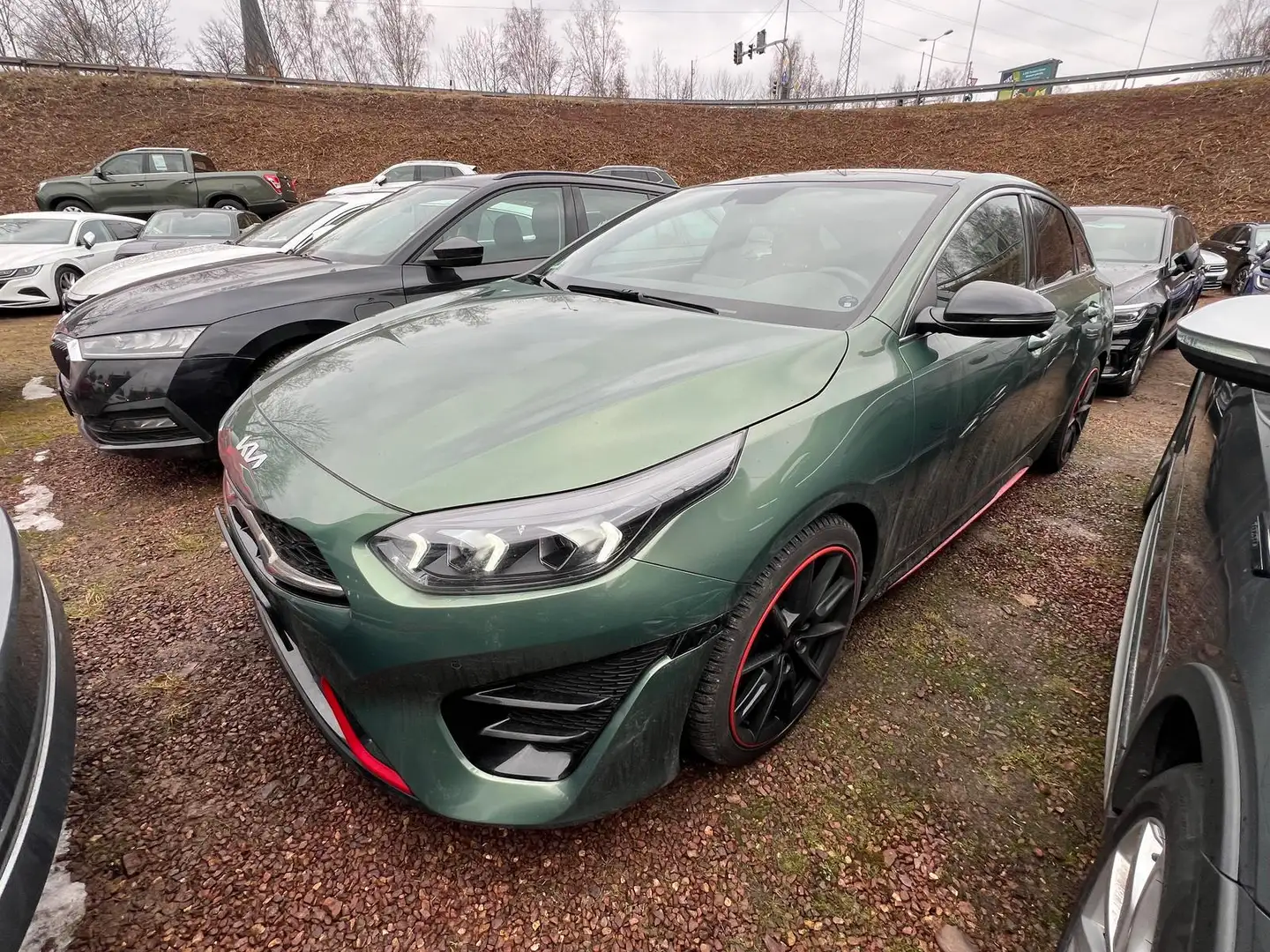 Kia ProCeed / pro_cee'd 1.6 T-GDI DCT GT ACC|AHK|Pano|Bastuck|4xSHZ Vert - 2