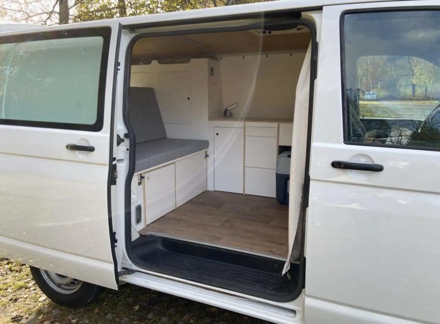 Volkswagen T5 allrad camper - 1