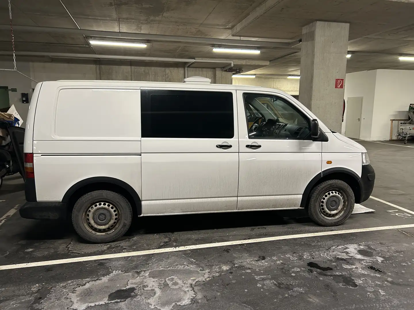 Volkswagen T5 - 1