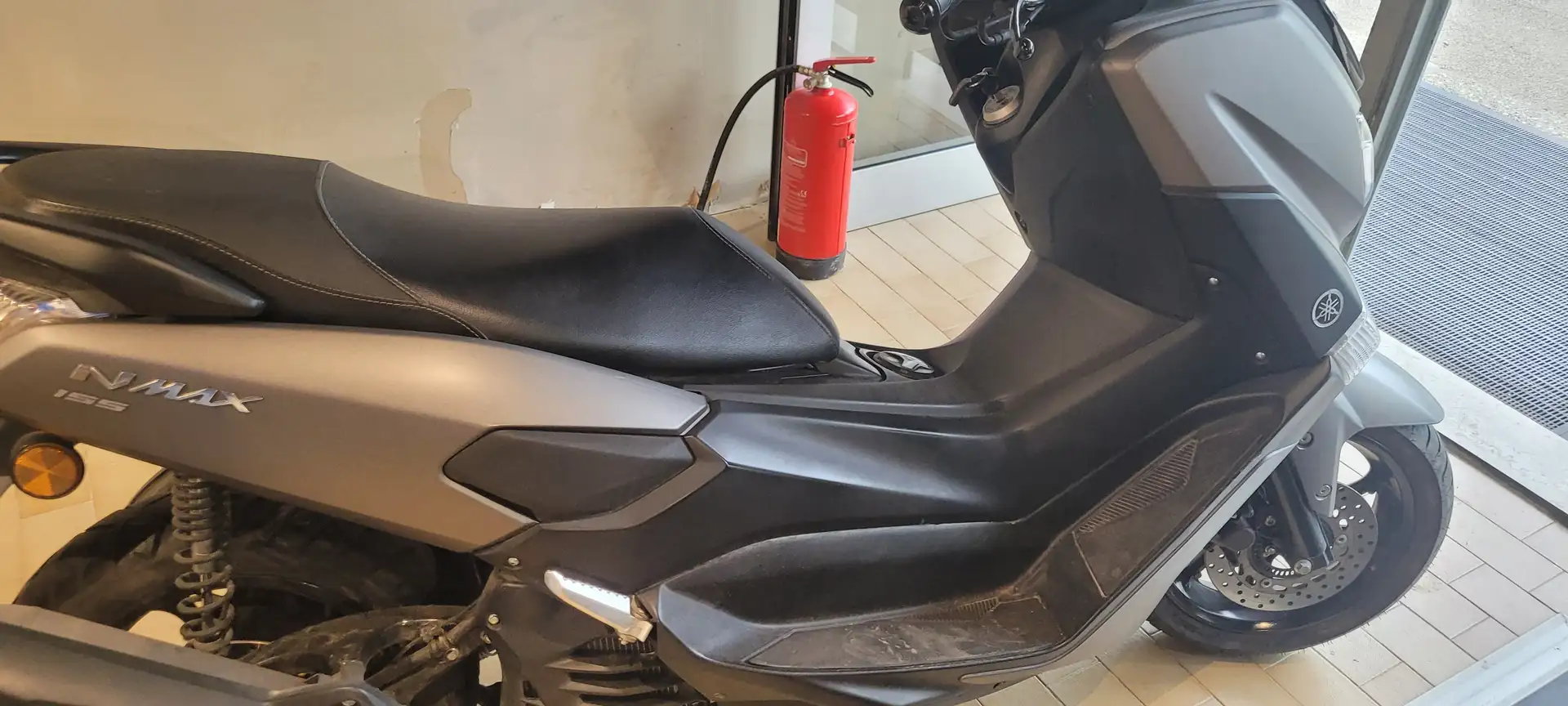 Yamaha NMAX 155 Argento - 2