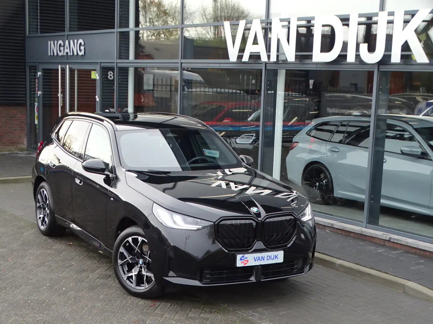 BMW X3 20 xDrive M Sportpakket Elek.trekhaak Driv.Ass.Plu Zwart - 2