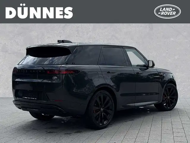 Land Rover Range Rover Sport view 2