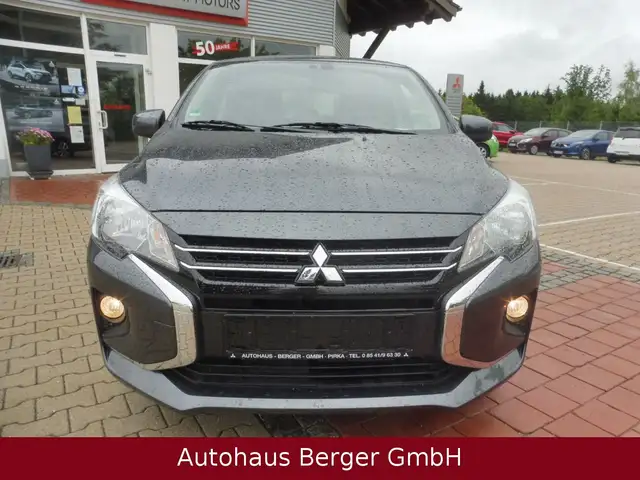 Mitsubishi Space Star view 2