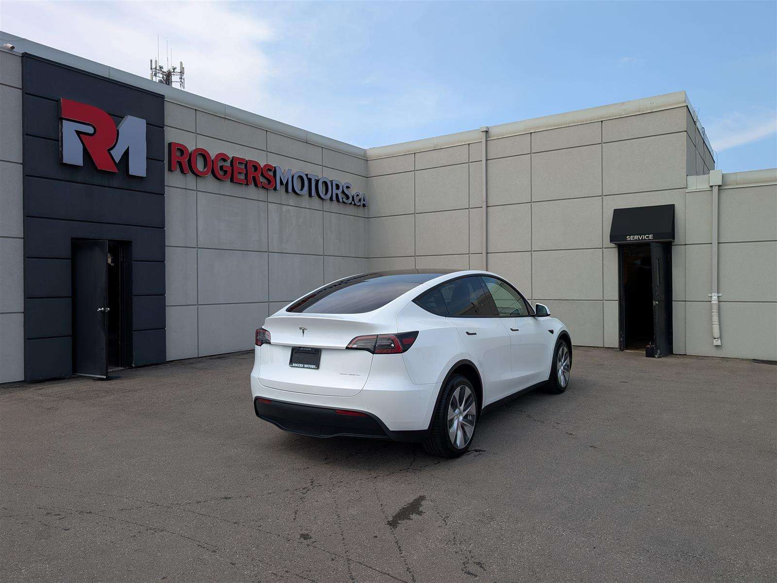 2022 Tesla Model Y LONG RANGE AWD - DUAL MOTOR — снимка 1