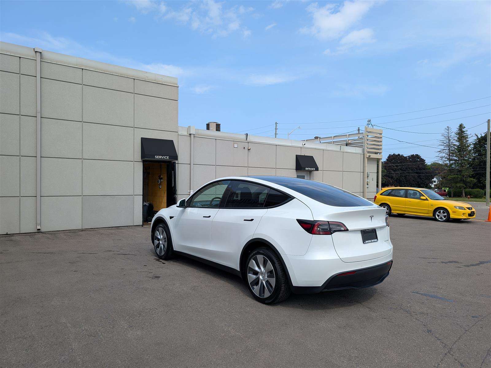 2022 Tesla Model Y LONG RANGE AWD - DUAL MOTOR — снимка 1