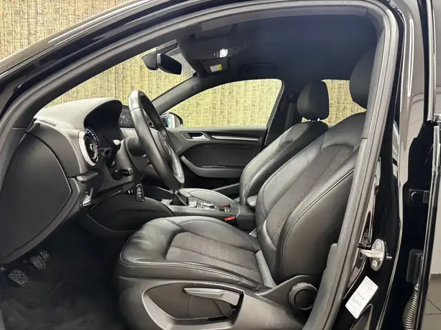 Audi A3 view 9