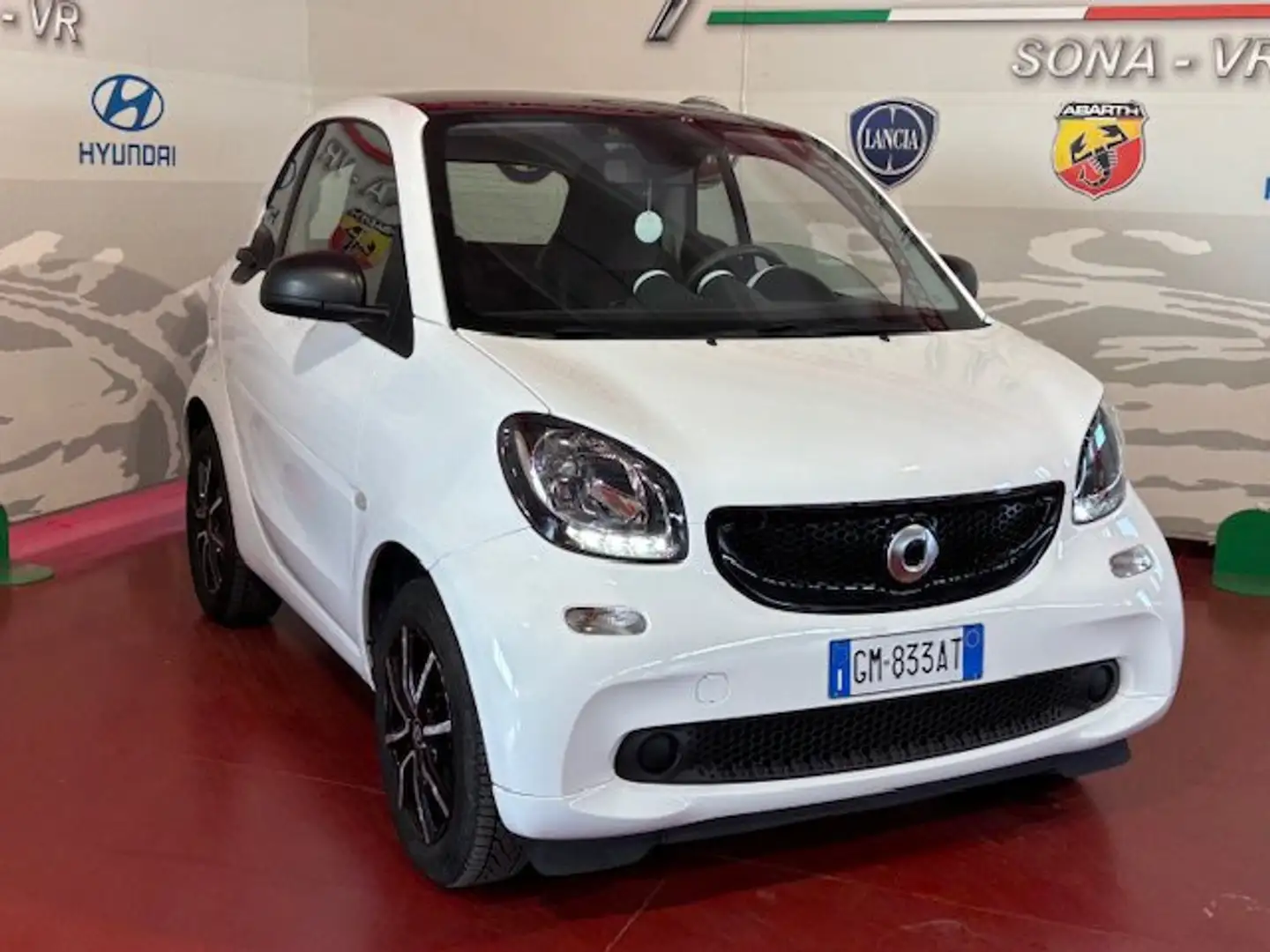 smart forTwo fortwo 70 1.0 Youngster Bianco - 1