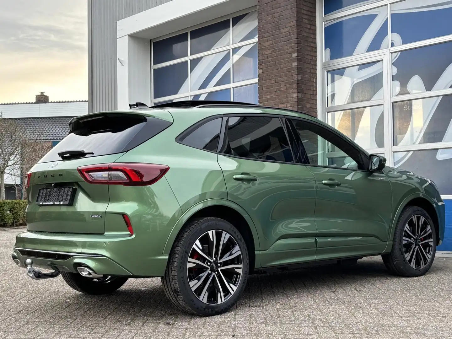 Ford Kuga 2.5 PHEV ST-Line X 243PK €11.000,- Voorraadvoordee Vert - 2
