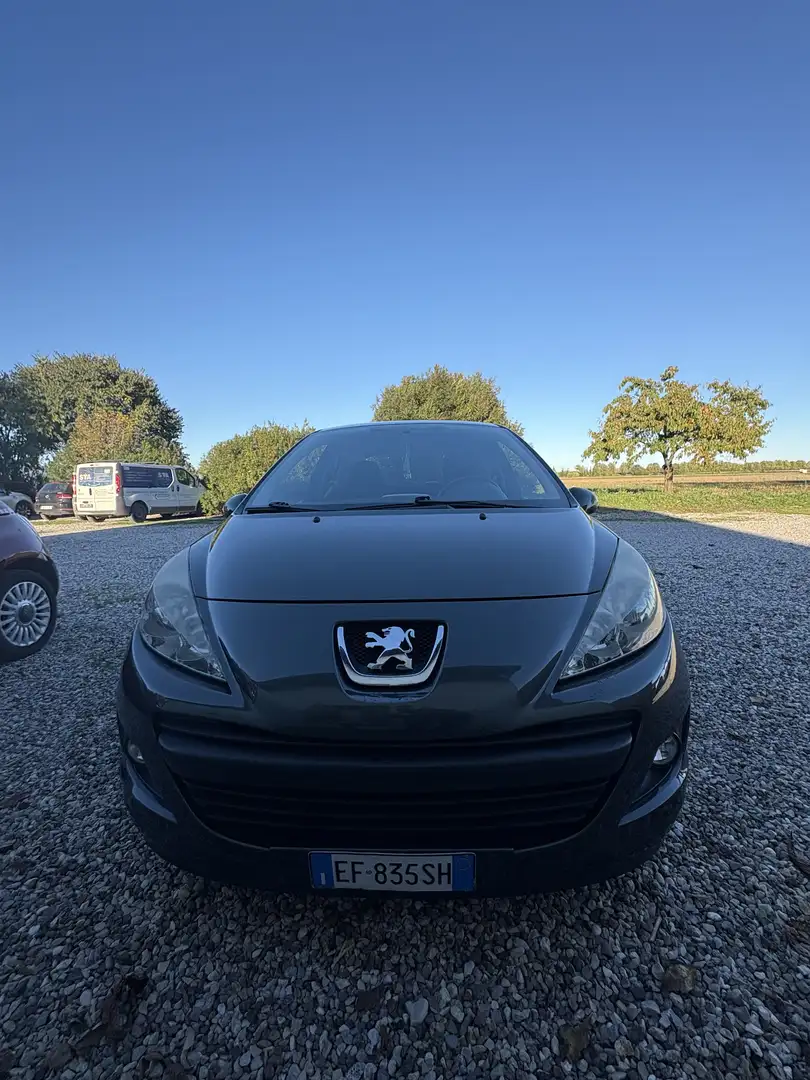Peugeot 207 - 2