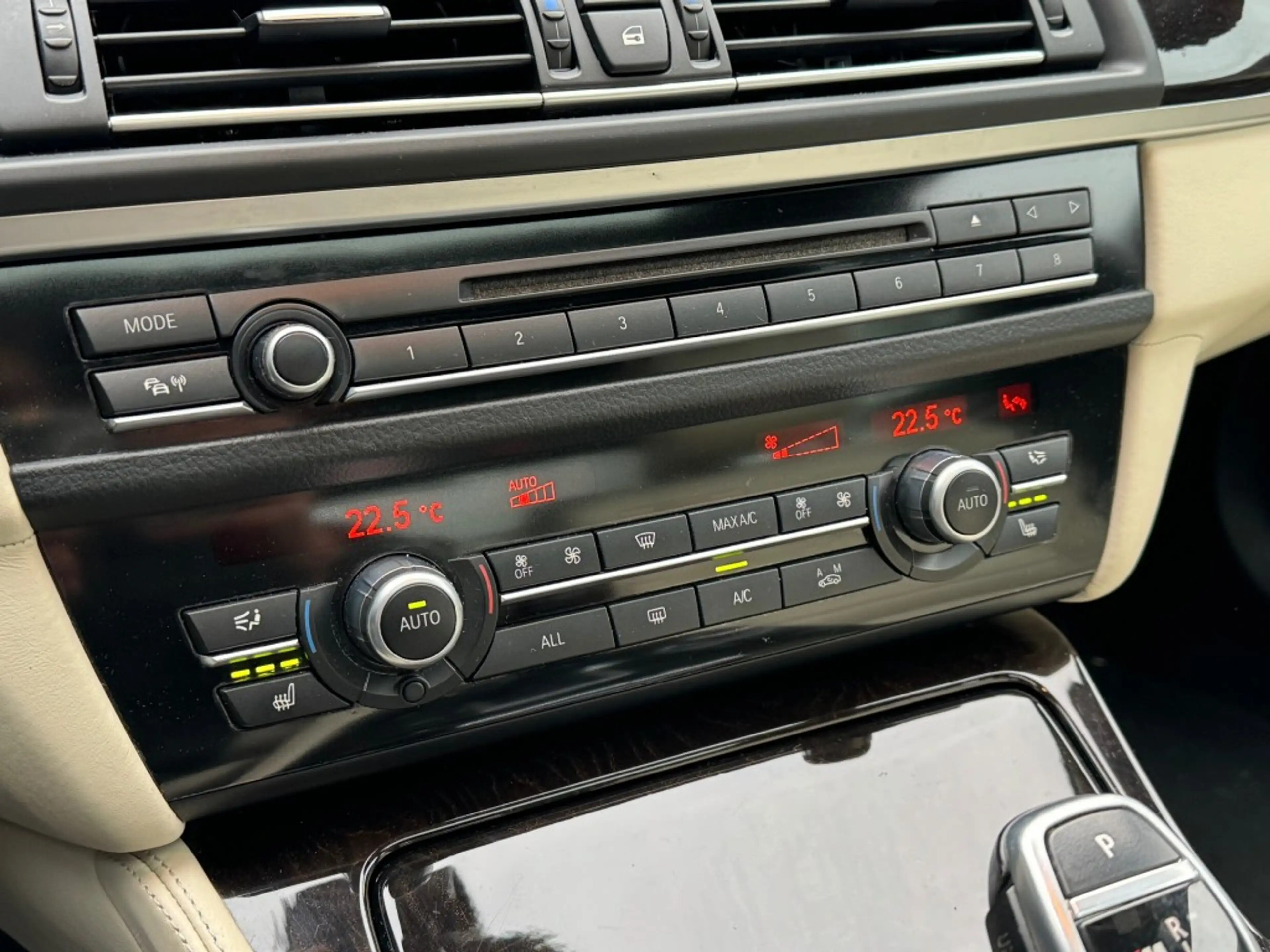 BMW 535 535I ACTIVEH.HIGH E. MOTORSCHADE M-PAKKET CAMERA L — photo 11
