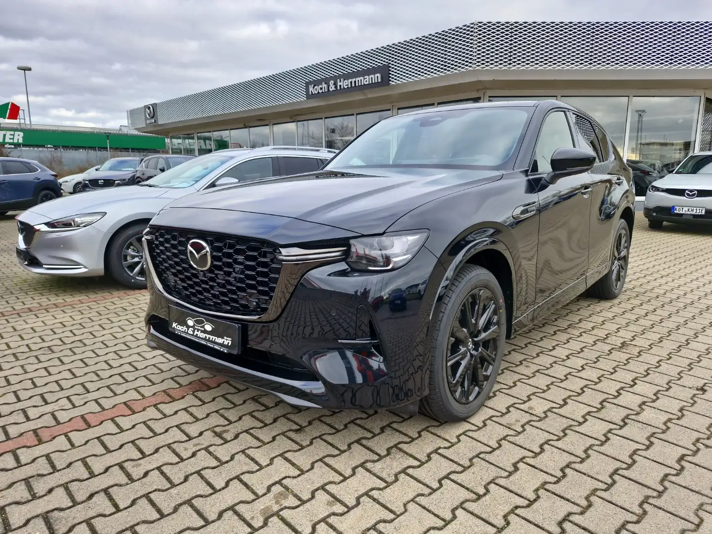Mazda CX-60 3.3L e-SKYACTIV D 254ps HOMURA Mod.25 BOSE 360GRAD Schwarz - 1
