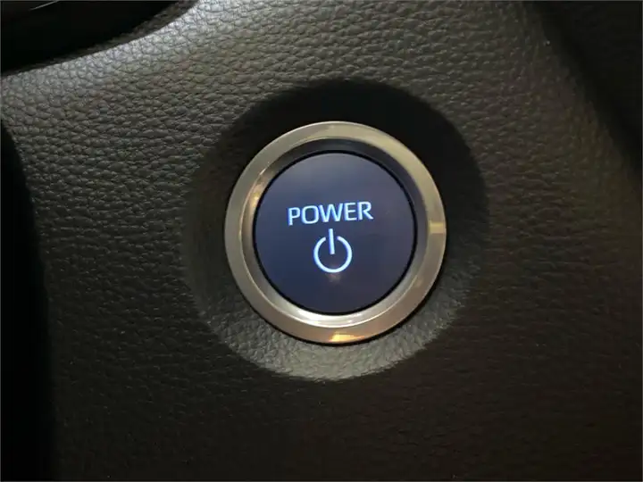 Toyota Auris 2022, foto 20
