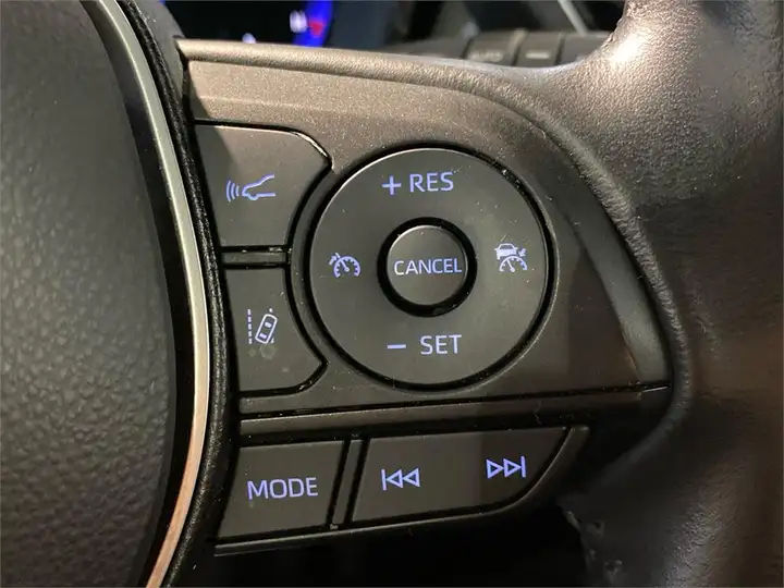 Toyota Auris 2022, foto 19