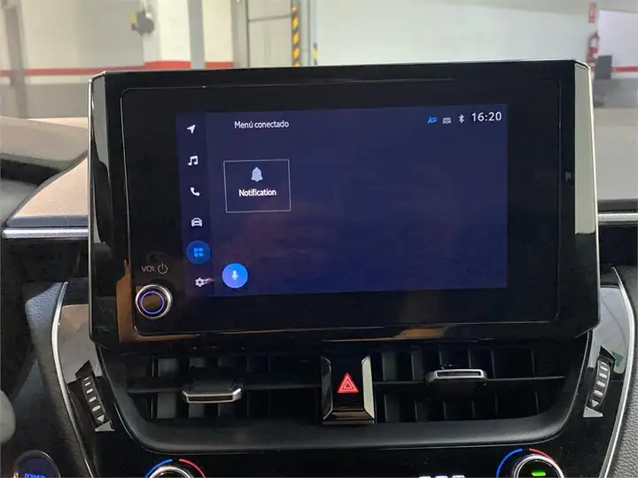 Toyota Auris 2022, foto 18