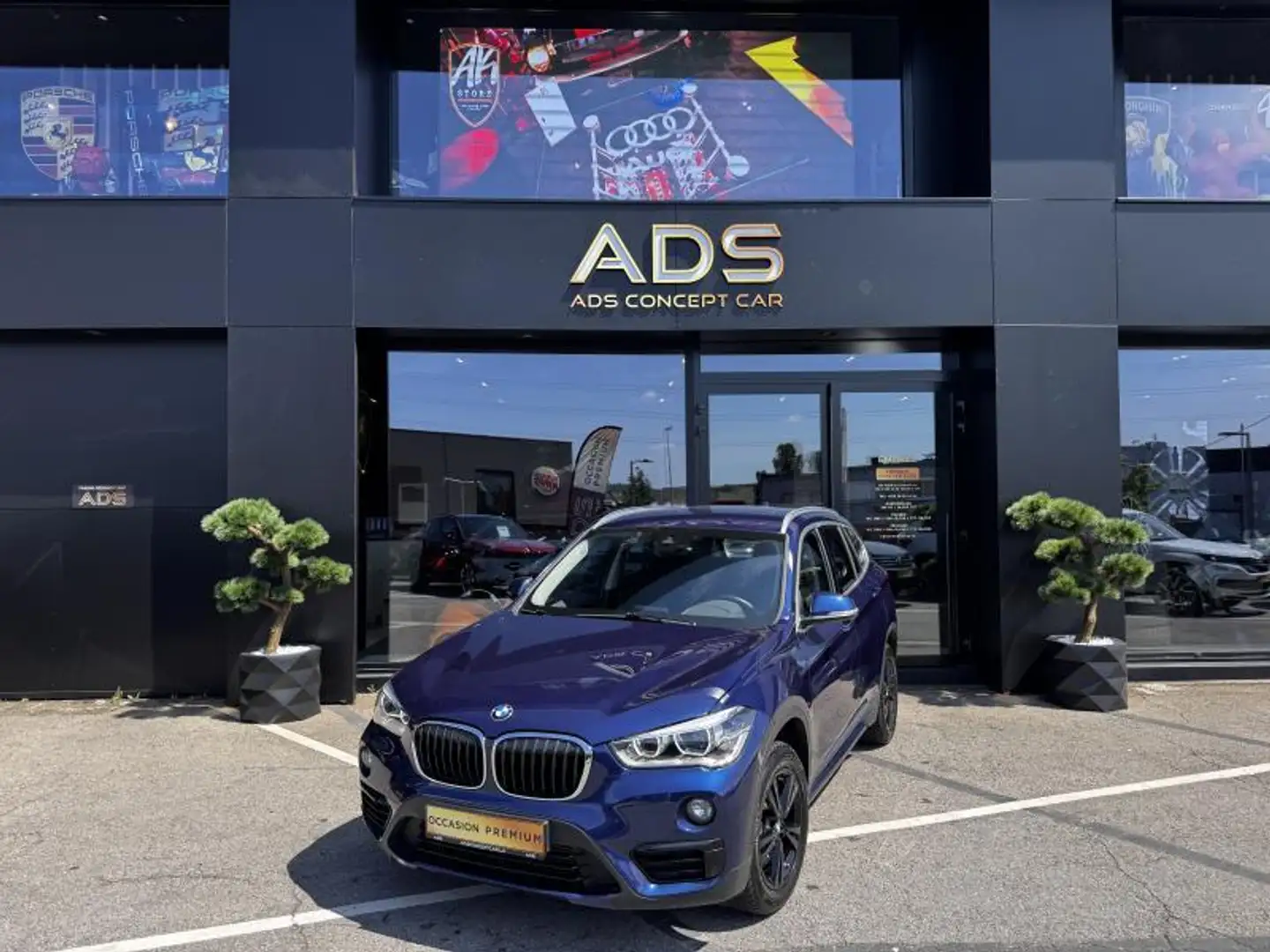 BMW X1 X1 Xdrive 20i // Bleu - 1