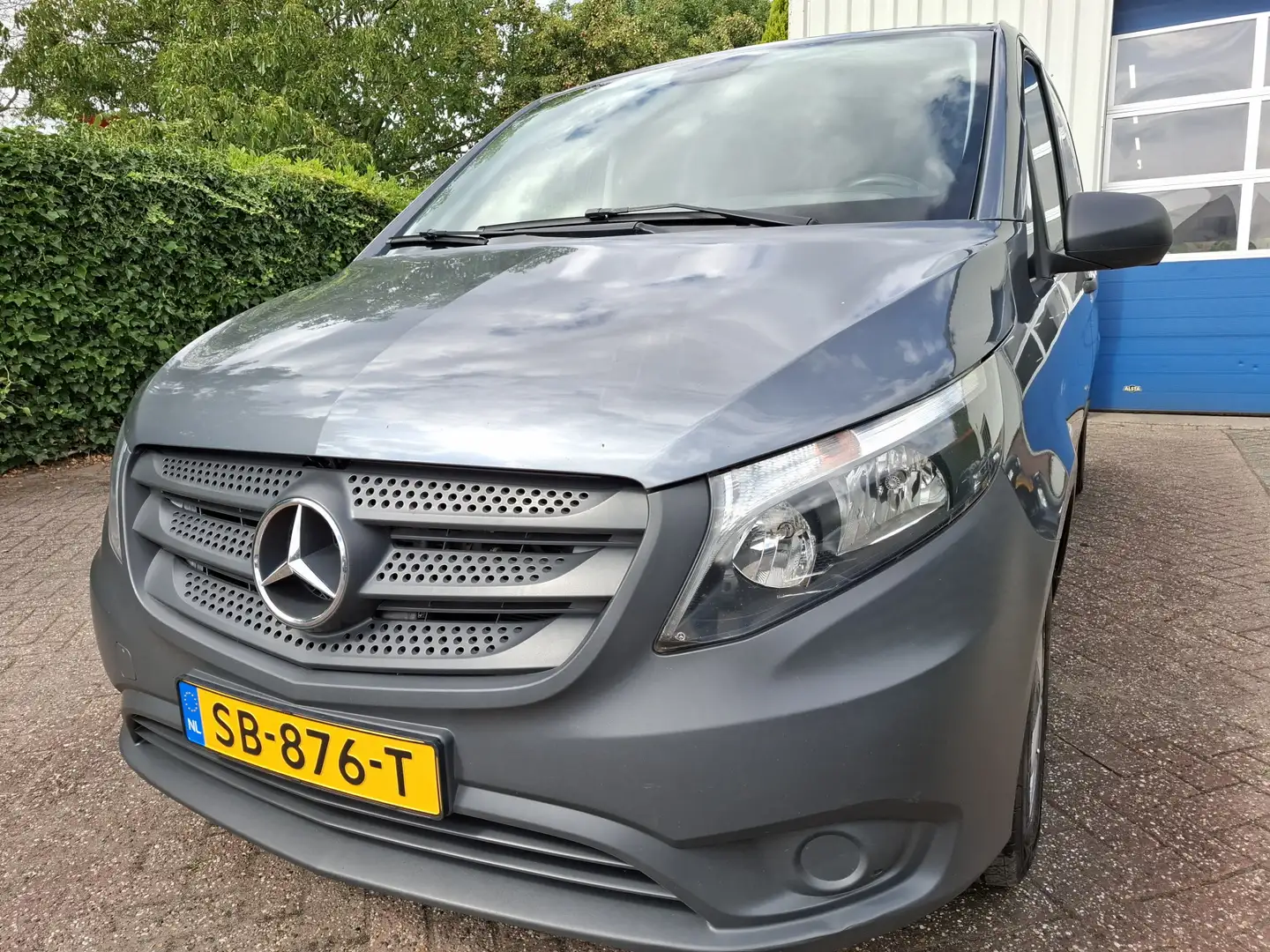 Mercedes-Benz Vito Tourer 114 BlueTEC Pro Extra Lang 22950.- INCL BTW Grijs - 2