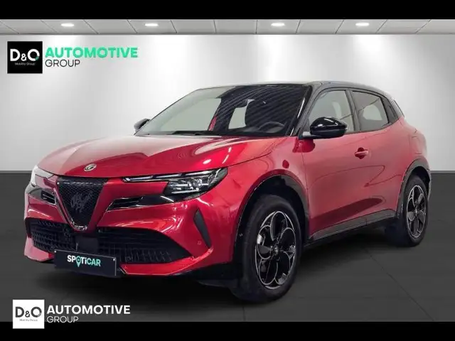 Alfa Romeo Junior ibrida camera gps