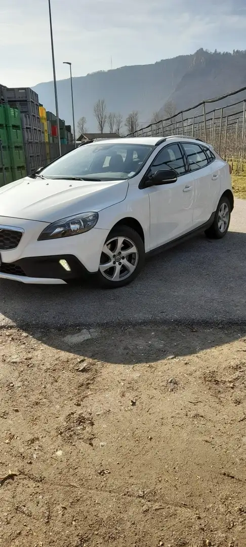 Volvo V40 Cross Country D2 Summum - 2