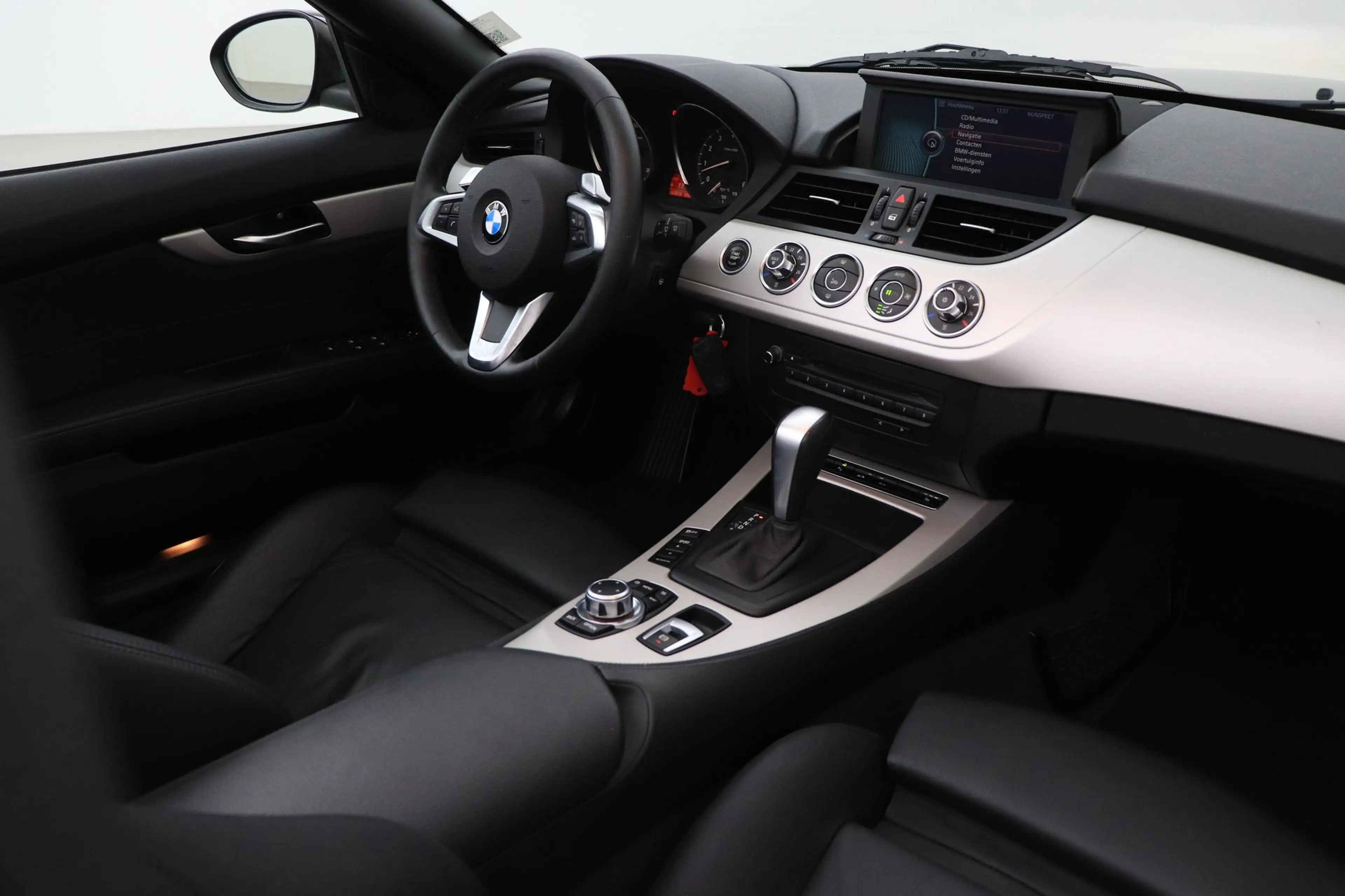 BMW Z4 Roadster sDrive23i Executive | Youngtimer | 6-Cili — photo 17