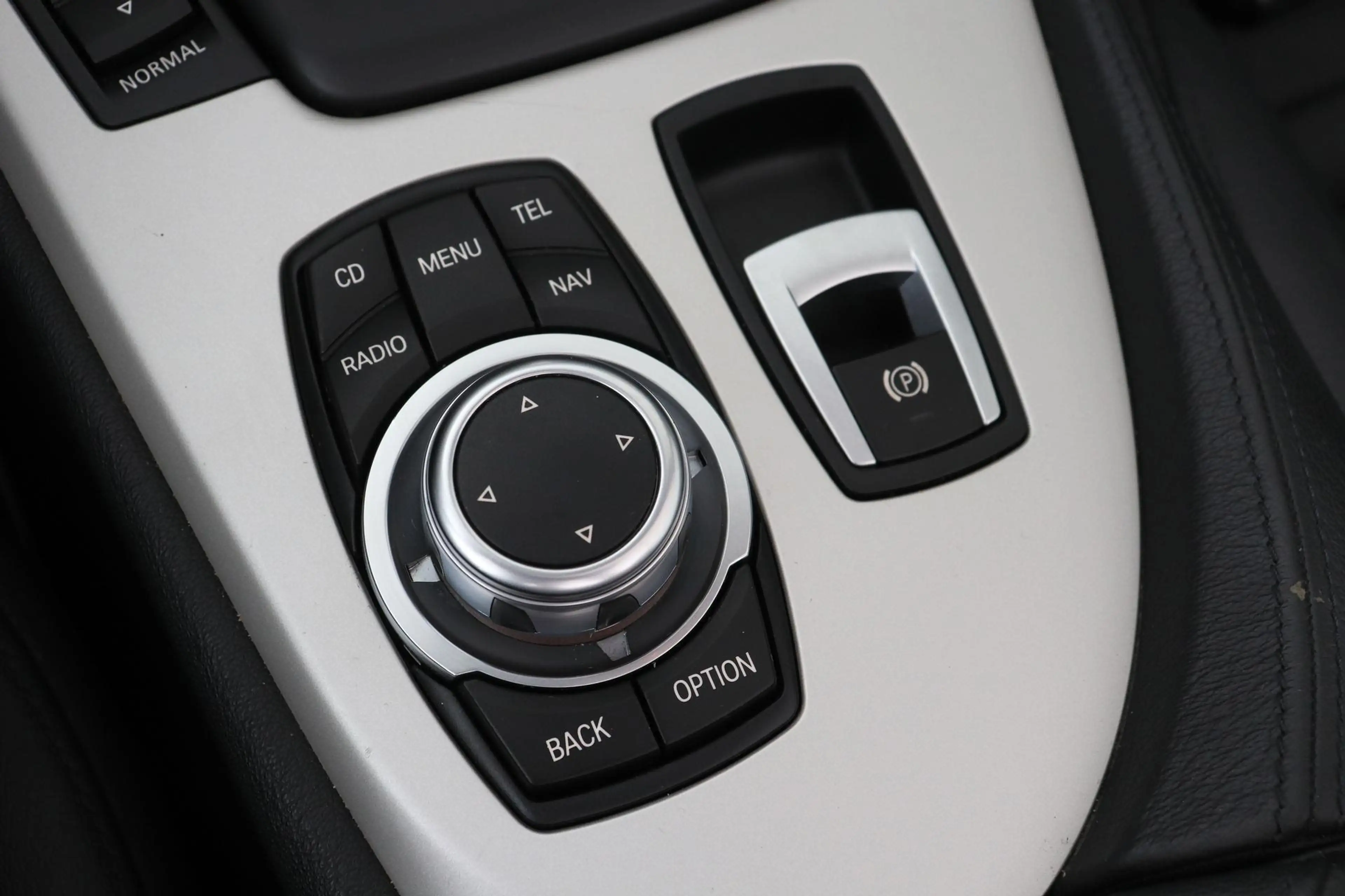 BMW Z4 Roadster sDrive23i Executive | Youngtimer | 6-Cili — photo 25