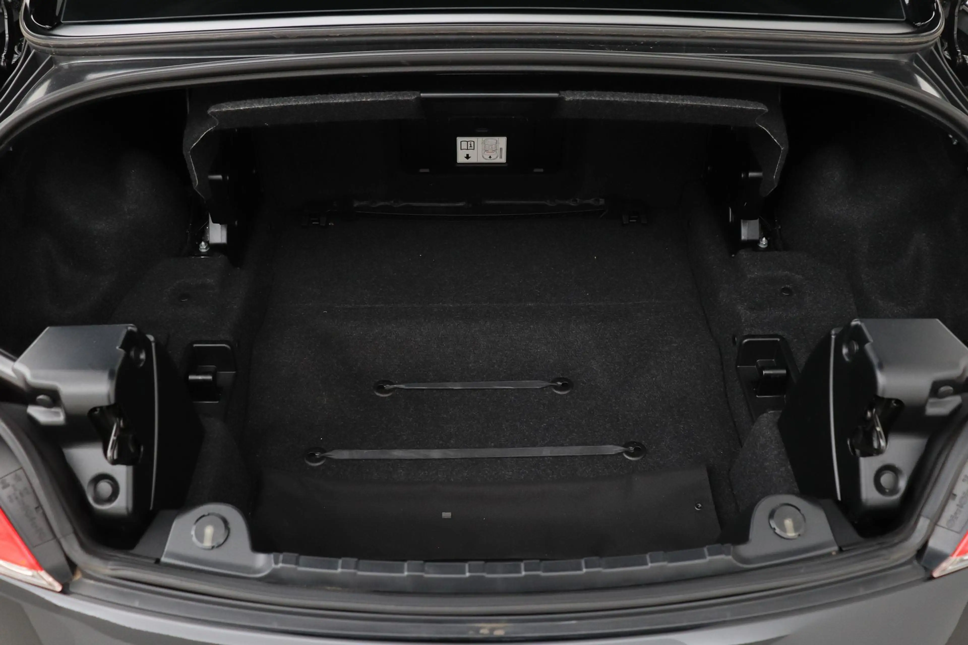 BMW Z4 Roadster sDrive23i Executive | Youngtimer | 6-Cili — photo 32