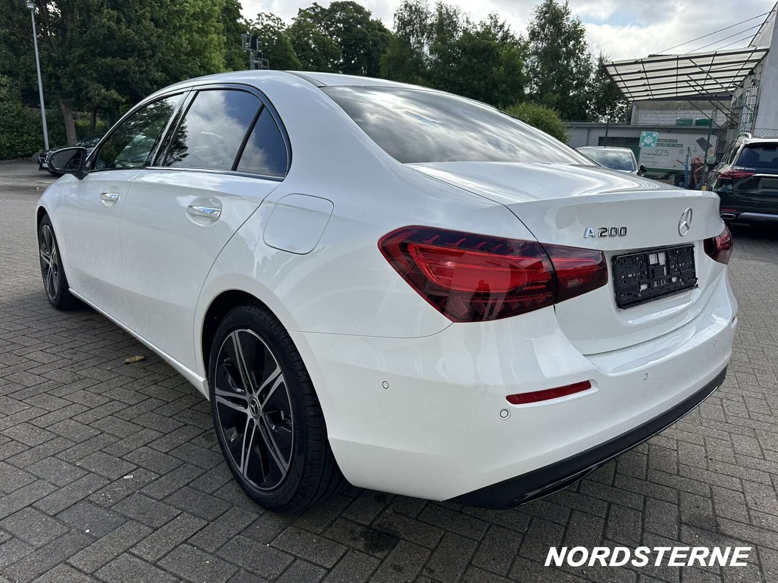 Mercedes-Benz A 200