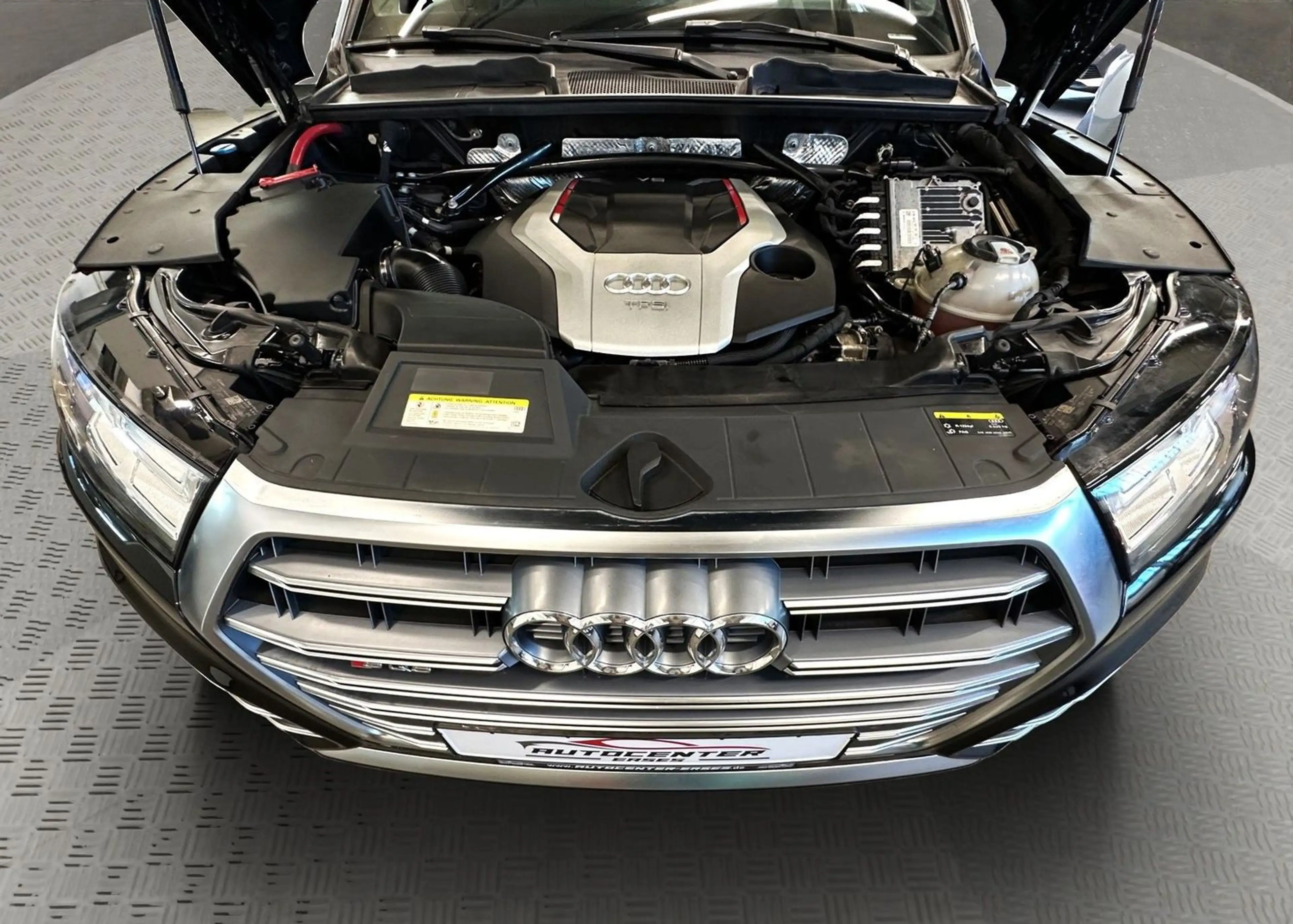 Audi SQ5 3.0 TFSI S-Line quattro LED Kamera AHK ACC — photo 9