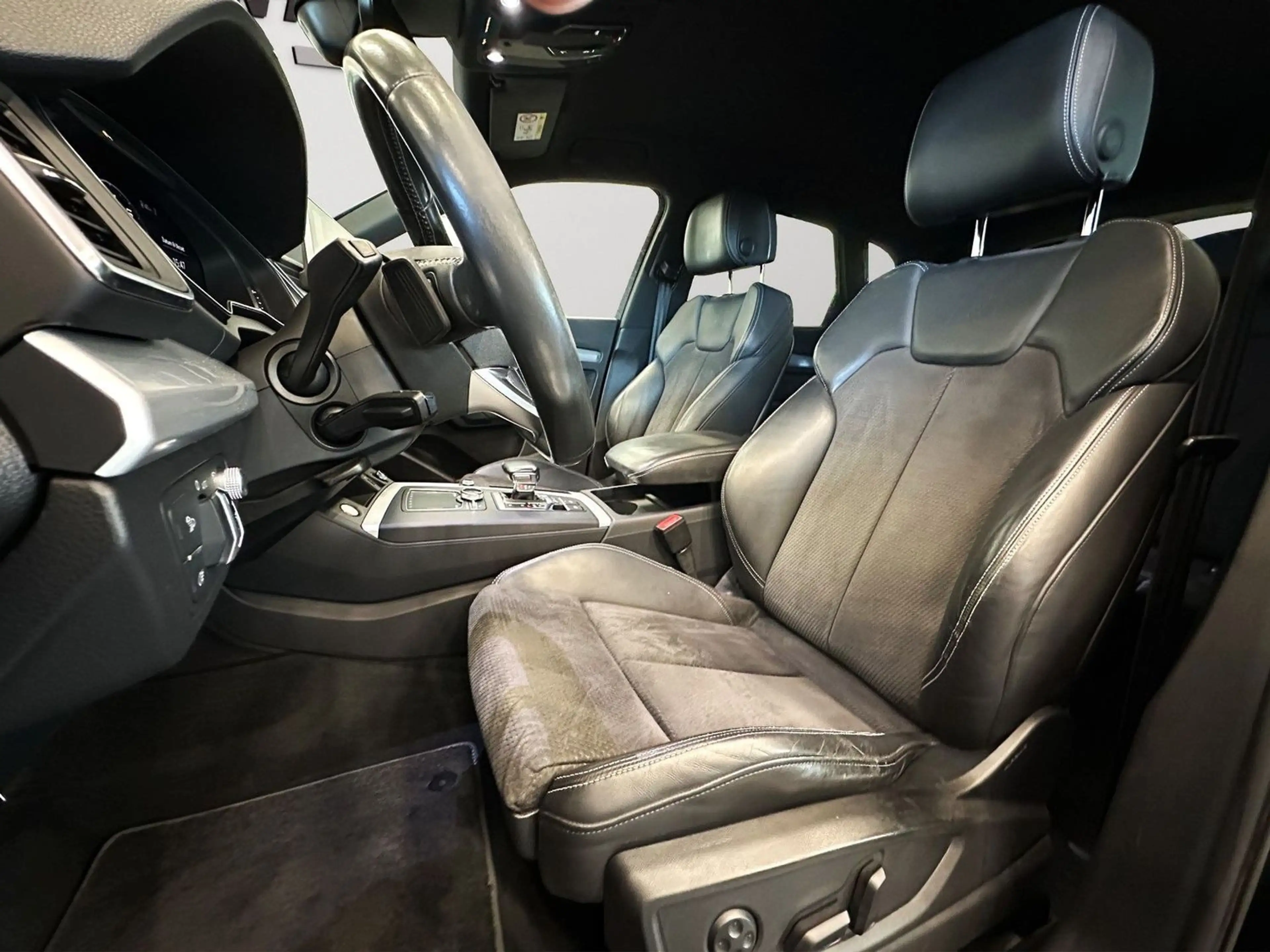 Audi SQ5 3.0 TFSI S-Line quattro LED Kamera AHK ACC — photo 11