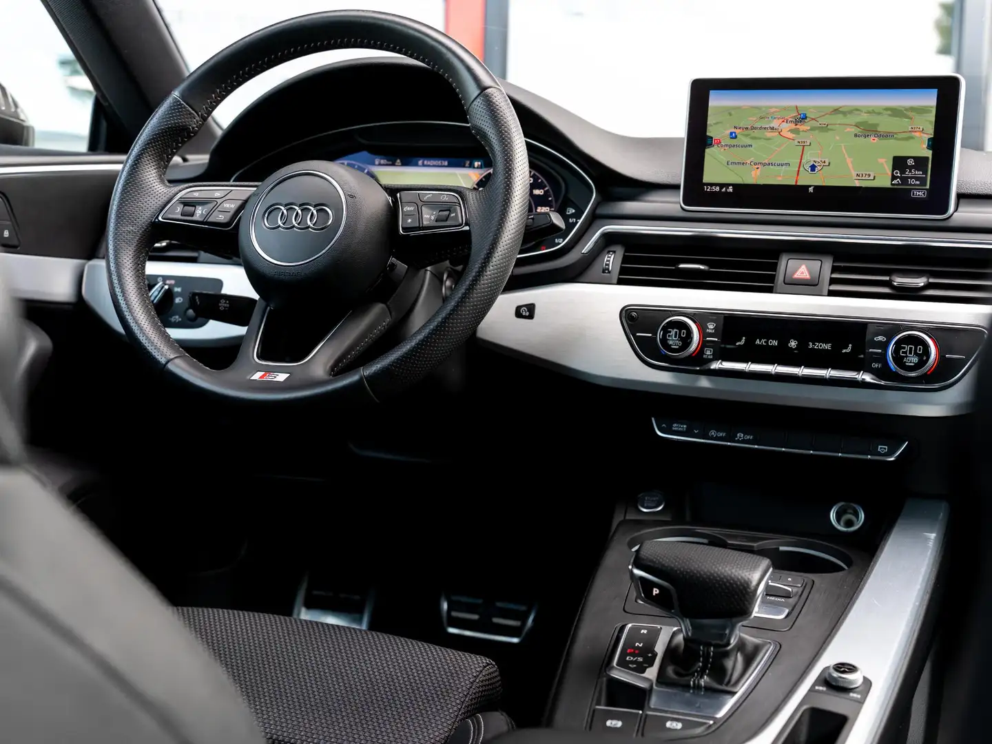 Audi A5 Sportback 2.0 TFSI S- Line Launch Edition | Naviga Bruin - 2