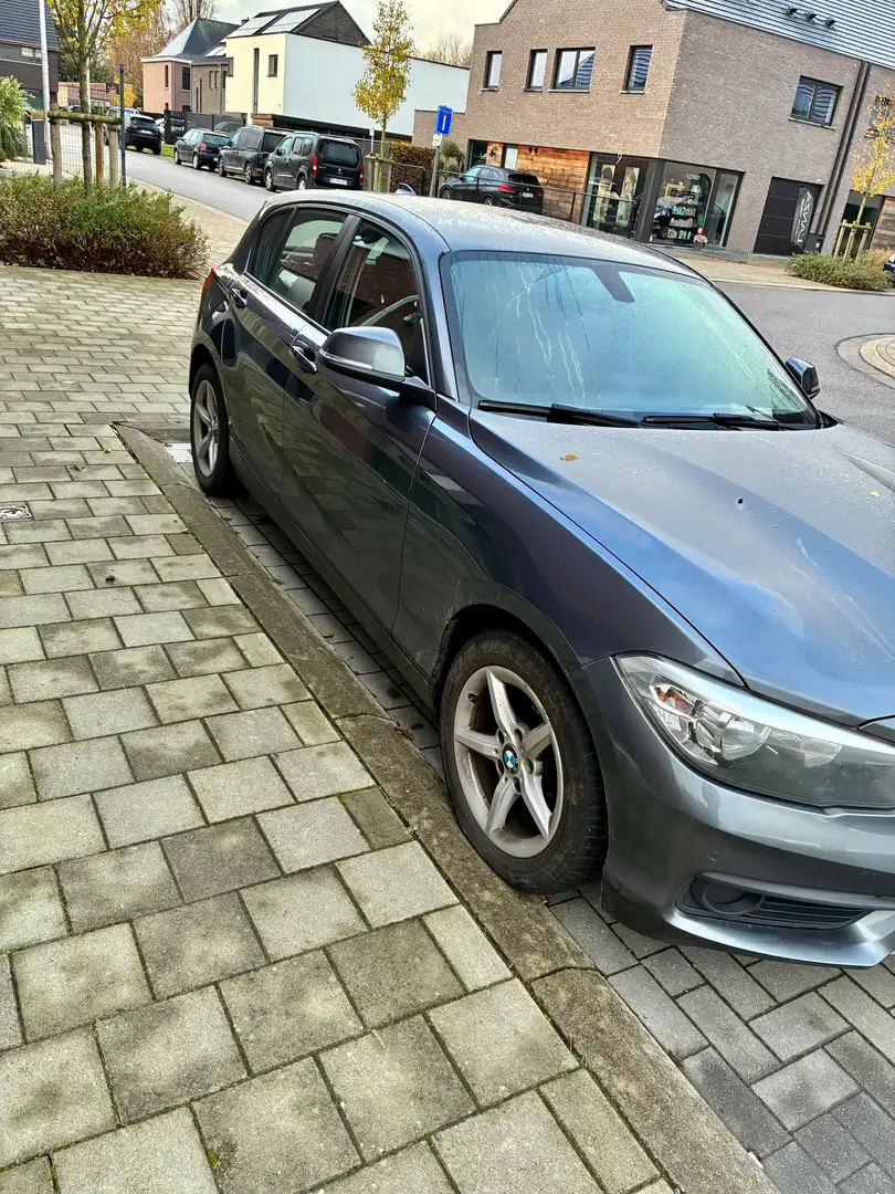 BMW 116 Gris - 2
