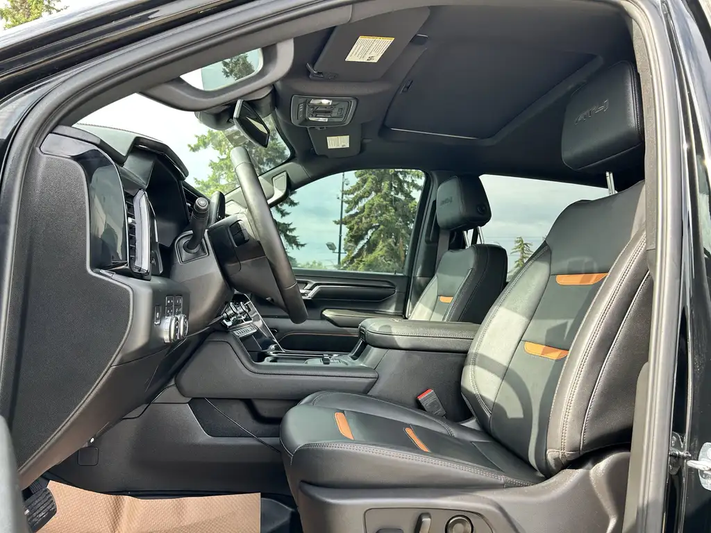 2024 GMC Sierra 2500HD AT4 | Heated Steering Wheel | Push Start | 360 Cam — photo 8