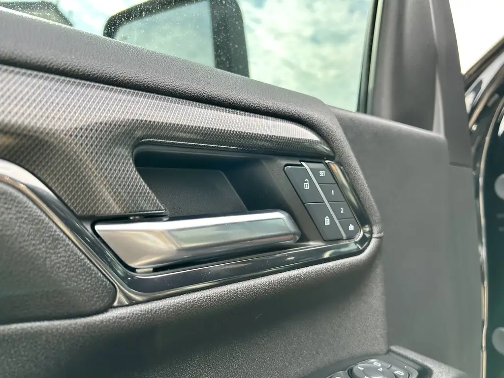 2024 GMC Sierra 2500HD AT4 | Heated Steering Wheel | Push Start | 360 Cam — photo 6