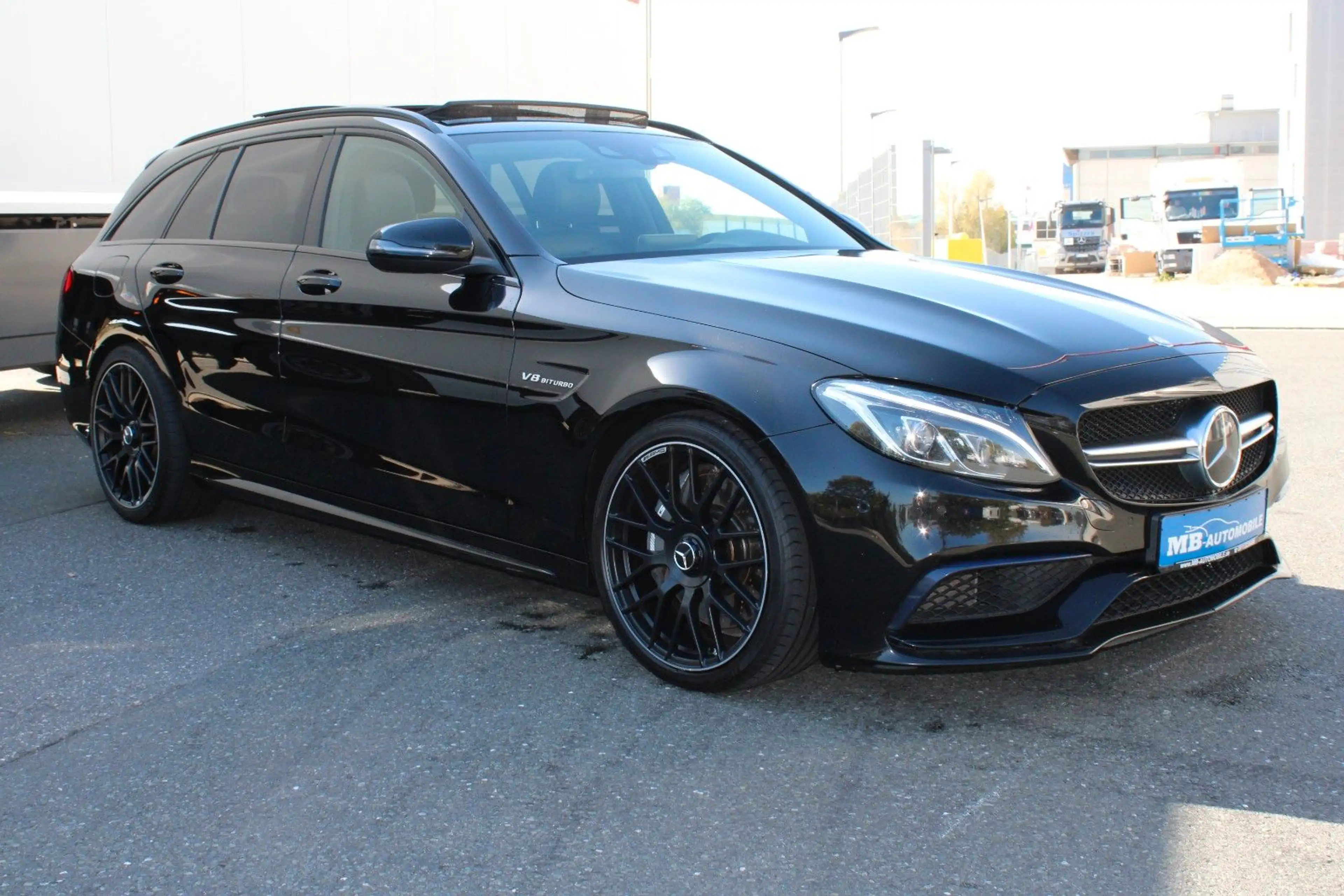 Mercedes-Benz C 63 AMG T Pano HeadUp ACC LED Leder SportAga — photo 3