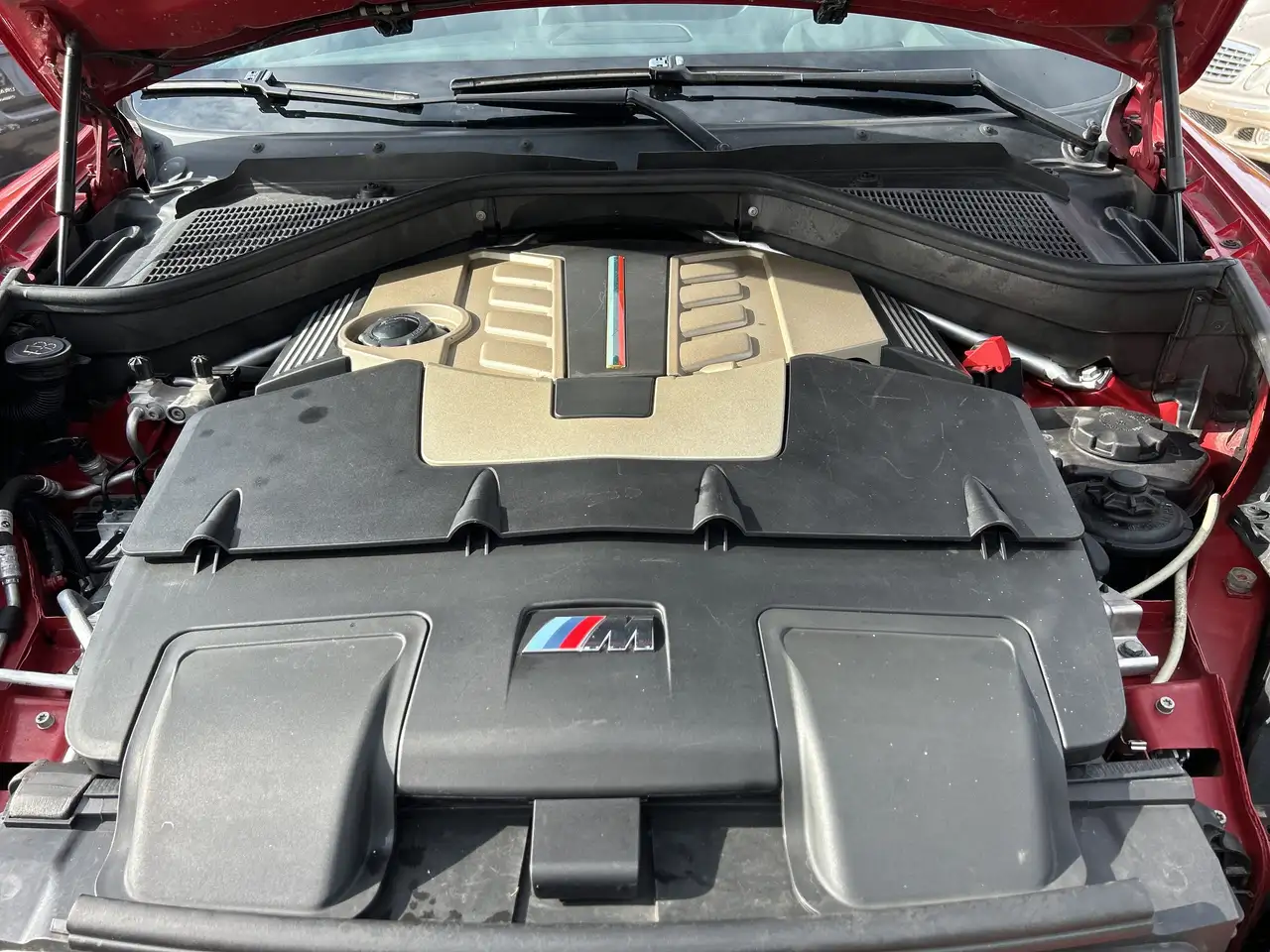 BMW X6 M снимка BMW X6 M