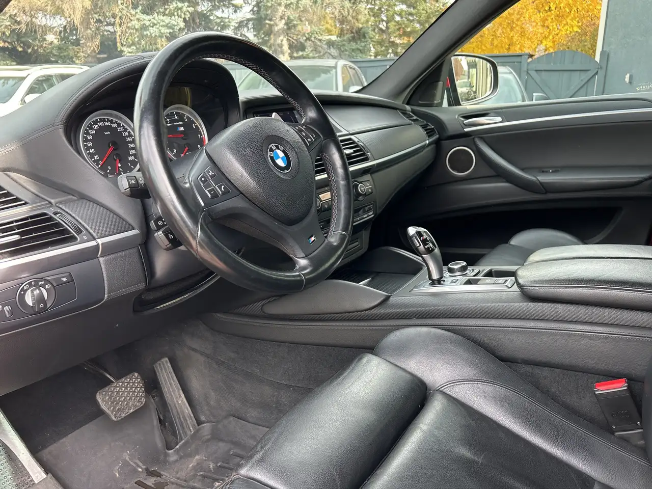 BMW X6 M снимка BMW X6 M
