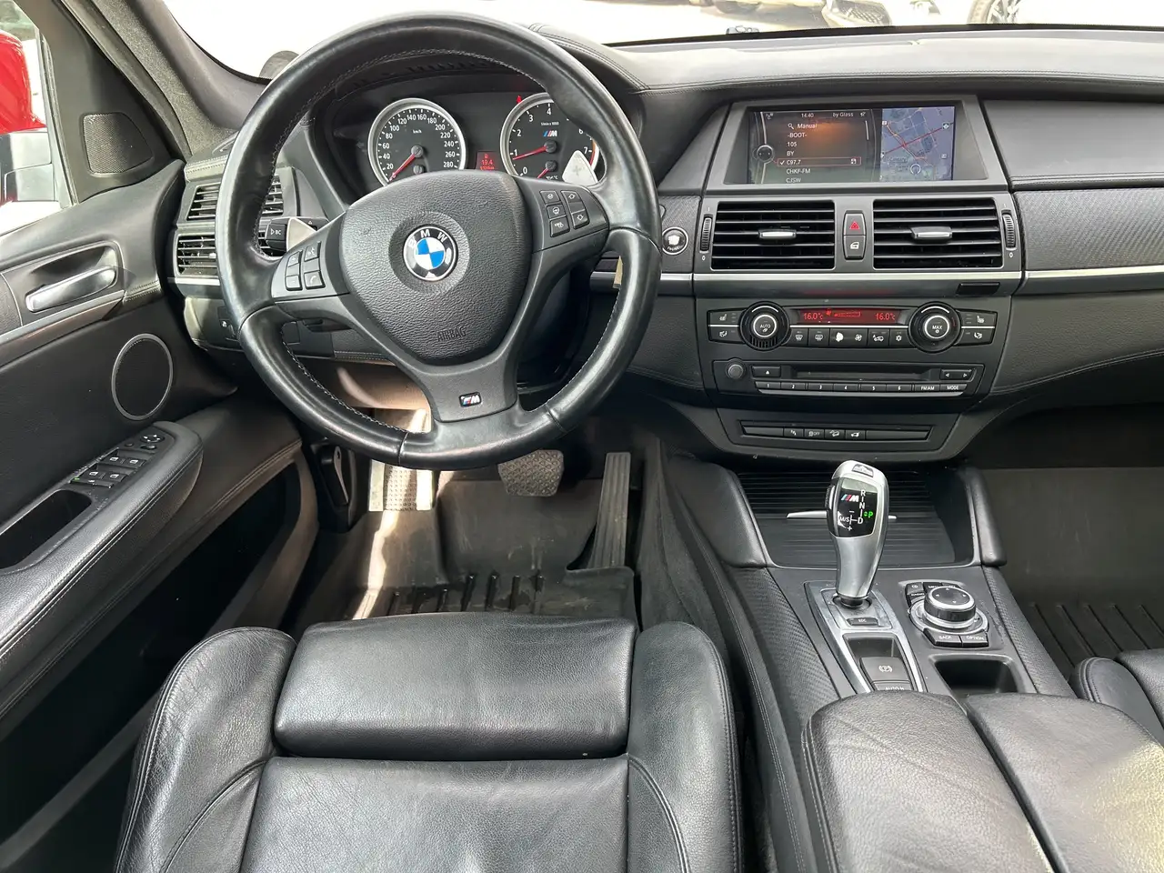 BMW X6 M снимка BMW X6 M