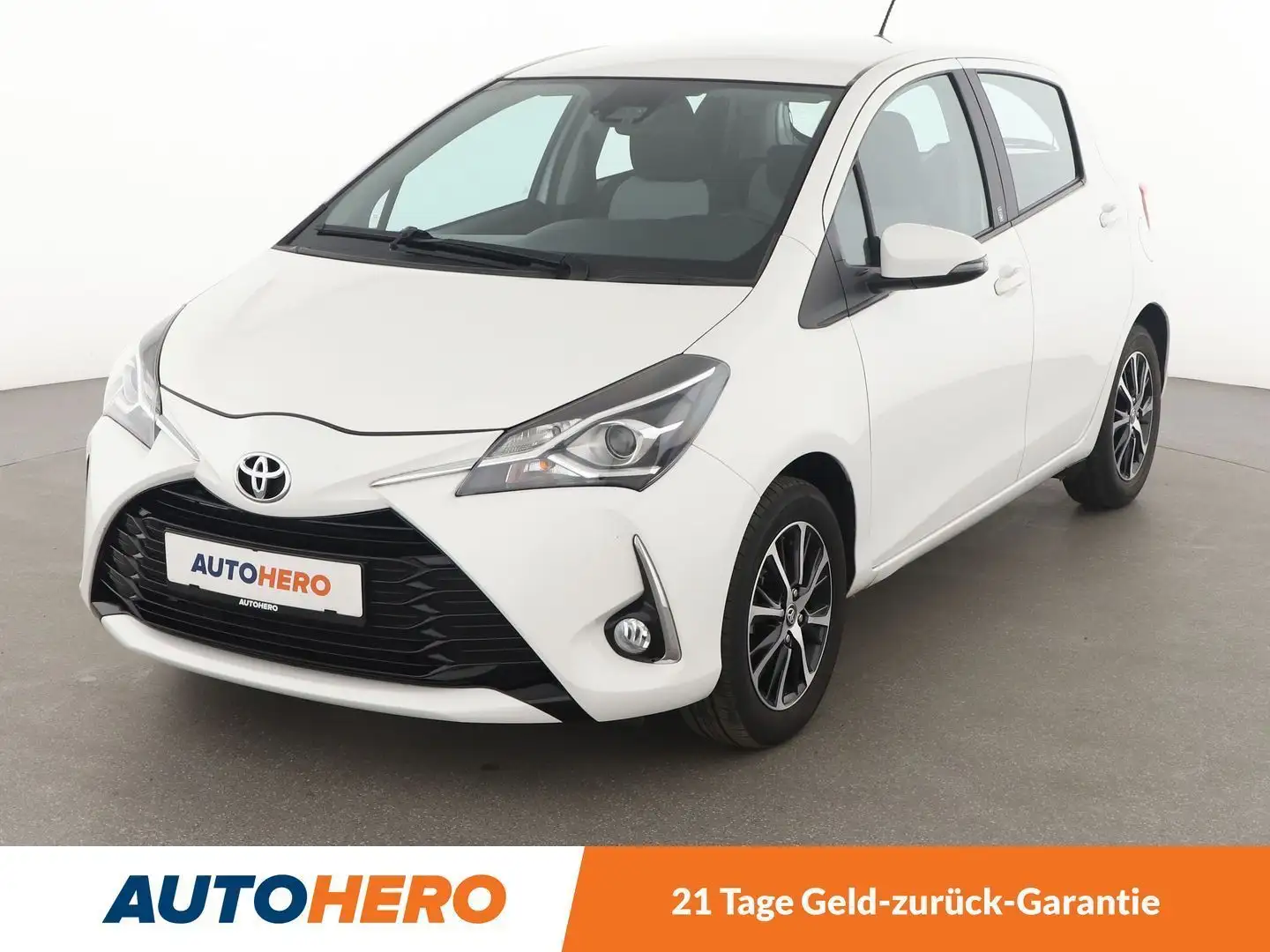Toyota Yaris 1.5 Dual VVT-iE Team D *CAM*SHZ*KLIMA* Weiß - 1