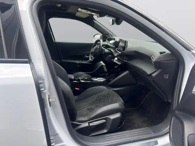 Peugeot 2008 view 13