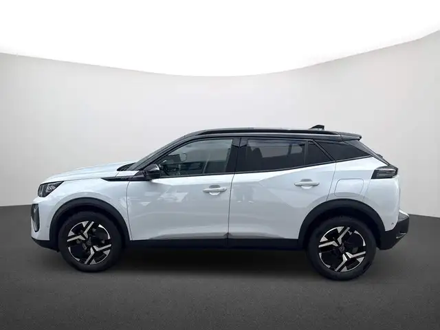 Peugeot 2008 view 5