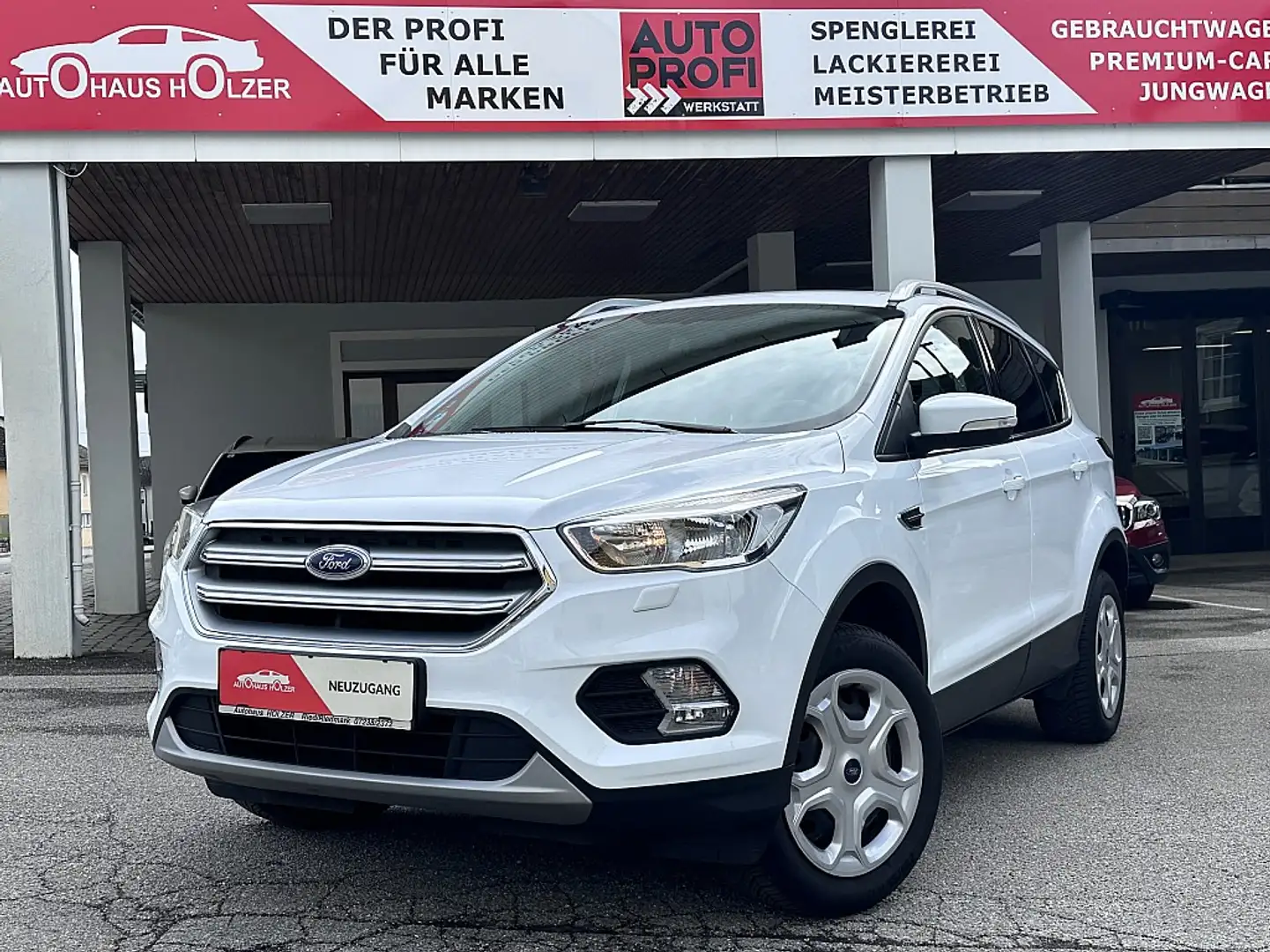 Ford Kuga 1,5 EcoBoost Trend *Winterpaket, Parksensor, Se... Blanc - 1